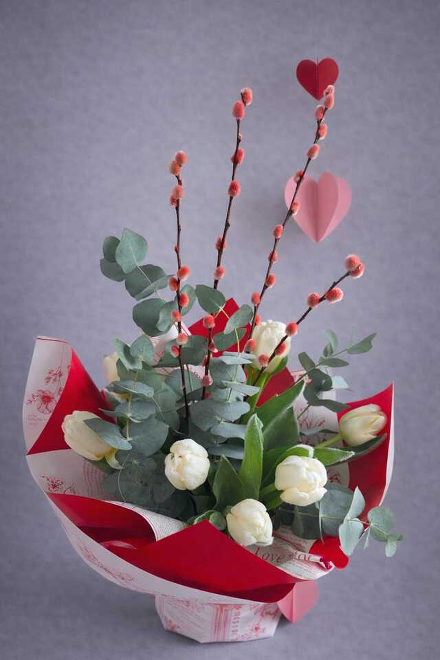 Clic pentru a vedea imaginea mărită Lalele frosted albe